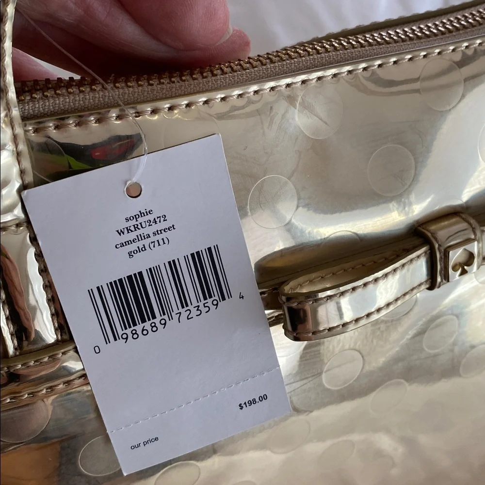 Kate Spade gold bag NWT Sized for day wear or carry on - Picture 3 of 12